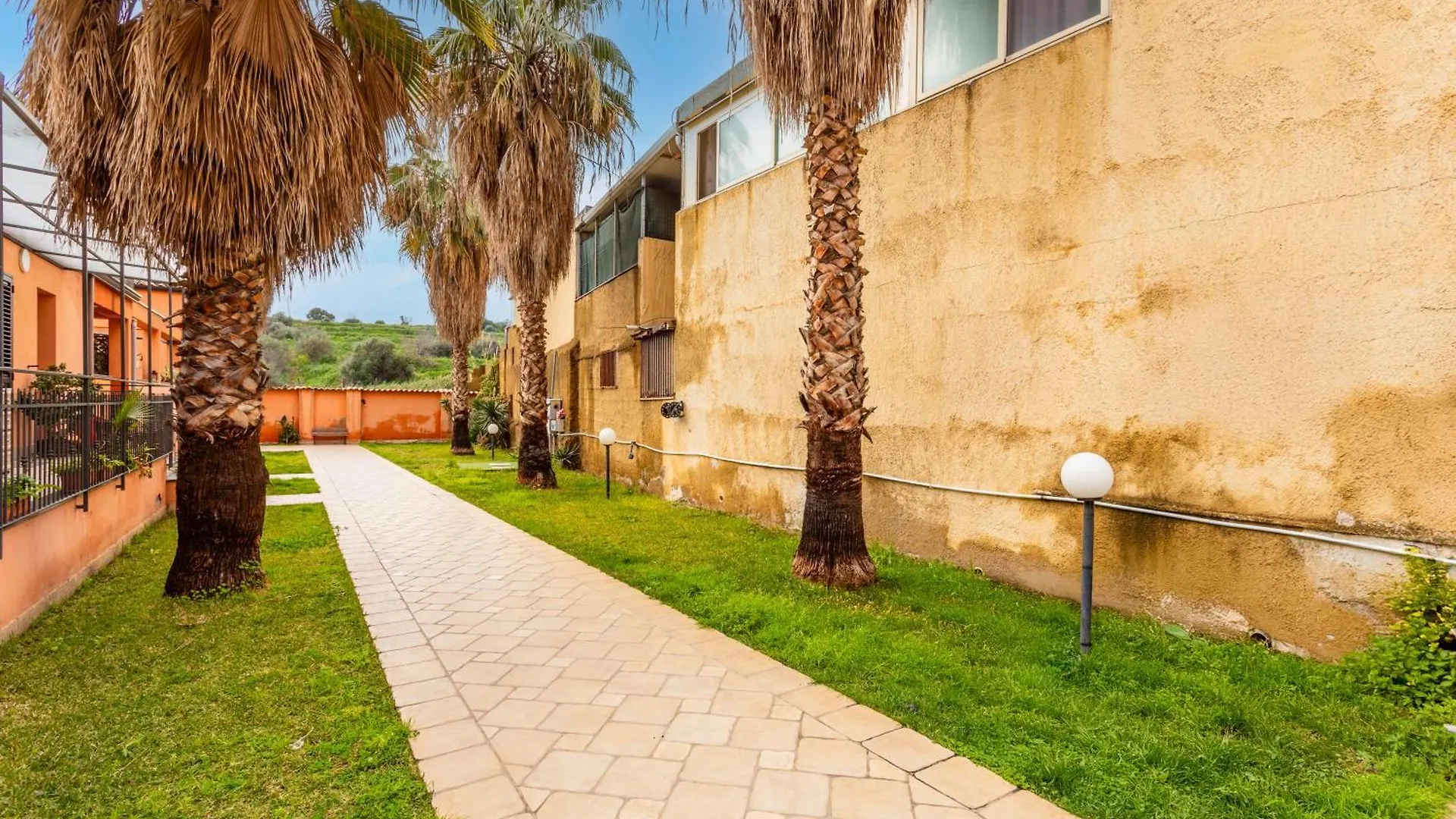 Residence Le Palme Catania Italy